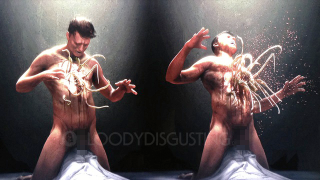 Illustration for article titled Concept art reveals the gruesome chestburster that didn't make it into Prometheus